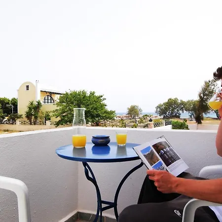 Thalassitis Coastal Apartment *