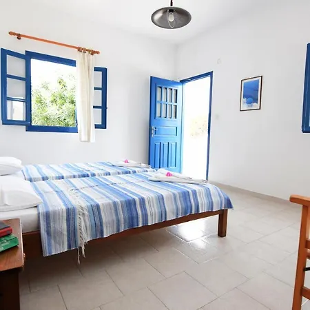 Thalassitis Coastal Apartment Perivolos (Santorini)