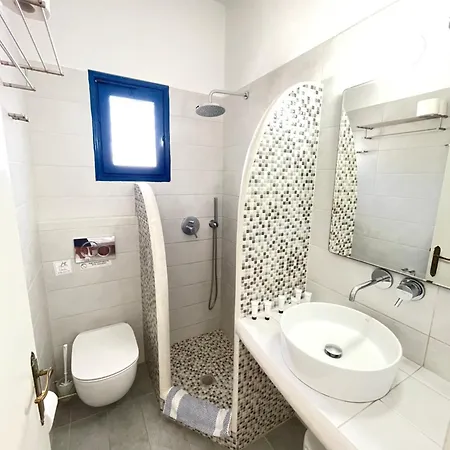 Thalassitis Coastal * Perivolos (Santorini)