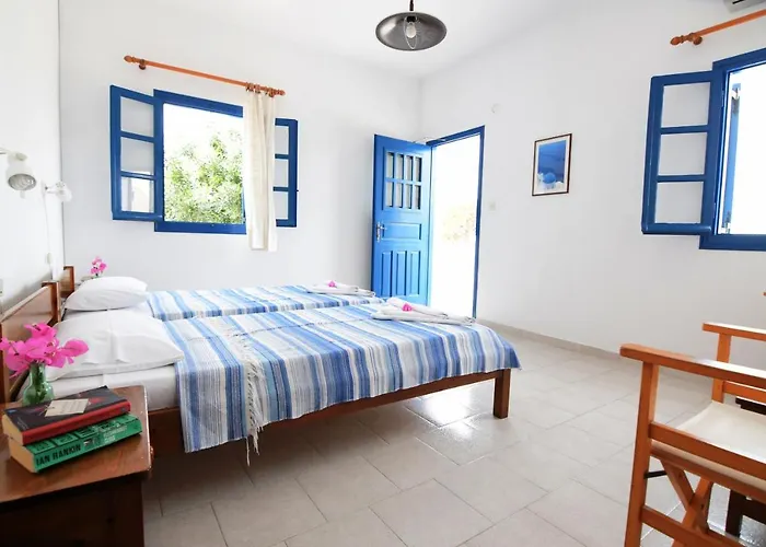 Thalassitis Coastal Apartment Perivolos (Santorini)