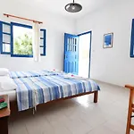 Thalassitis Coastal Apartment Perivolos (Santorini)