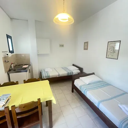 Thalassitis Coastal Apartment *